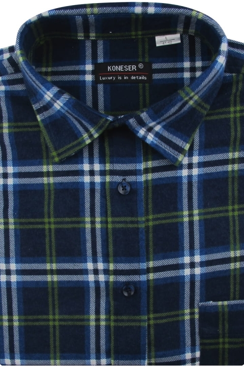 Flanelowa-Koszula-Męska-Codzienna-Casual-granatowa-w-kratę-z-długim-rekawem-w-kroju-REGULAR-IMG_1645.JPG