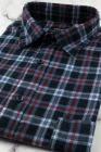 Flanelowa-Koszula-Męska-Codzienna-Casual-granatowa-w-kratę-z-długim-rekawem-w-kroju-REGULAR-IMG_1671.JPG
