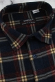 Flanelowa-Koszula-Męska-Codzienna-Casual-czarna-w-kratę-z-długim-rekawem-w-kroju-REGULAR-IMG_1656.JPG