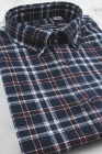 Flanelowa-Koszula-Męska-Codzienna-Casual-gładka-granatowa-w-kratkę-z-długim-rękawem-w-kroju-REGULAR-IMG_8124.JPG