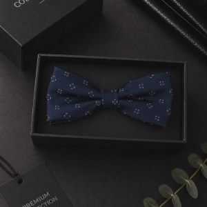 Mucha Muszka Męska Elegancka tradycyjna granatowa we wzorki gotowa M473