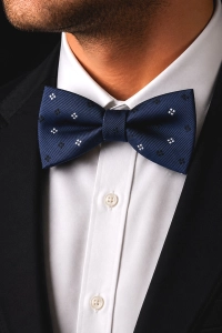 Mucha Muszka Męska Elegancka tradycyjna granatowa we wzorki gotowa M467