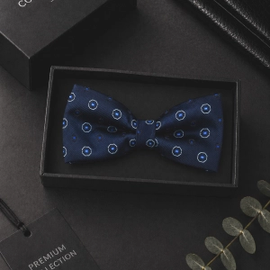 Mucha Muszka Męska Elegancka tradycyjna granatowa we wzorki gotowa M461