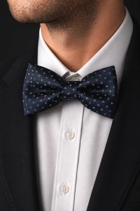Mucha Muszka Męska Elegancka tradycyjna granatowa w kropki gotowa M450