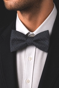 Mucha Muszka Męska Elegancka tradycyjna czarna we wzorki gotowa M436
