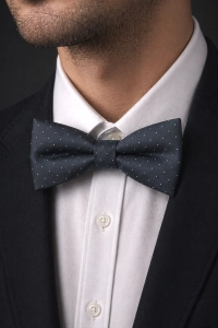 Mucha Muszka Męska Elegancka tradycyjna granatowa w kropki gotowa M463
