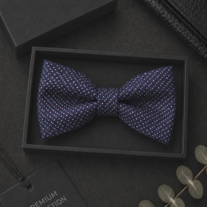 Mucha Muszka Męska Elegancka tradycyjna granatowa we wzorki gotowa M439