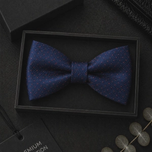 Mucha Muszka Męska Elegancka tradycyjna granatowa w kropki gotowa M433