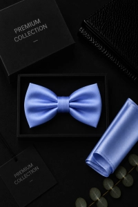 Elegancka Mucha Męska Gotowa Gładka Niebieska Zestaw z Poszetką M235